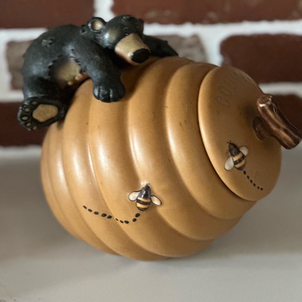 Bear and Beehive Ceramic Jar